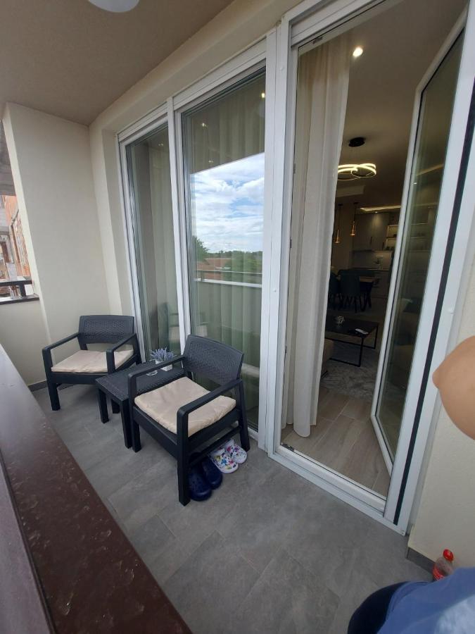 Kat Apartman Appartement Subotica Buitenkant foto