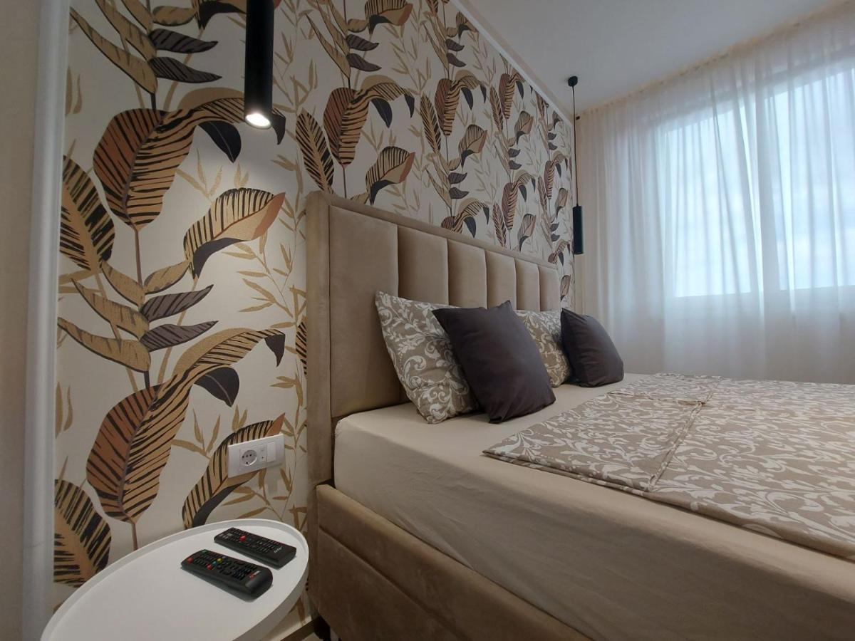 Kat Apartman Appartement Subotica Buitenkant foto